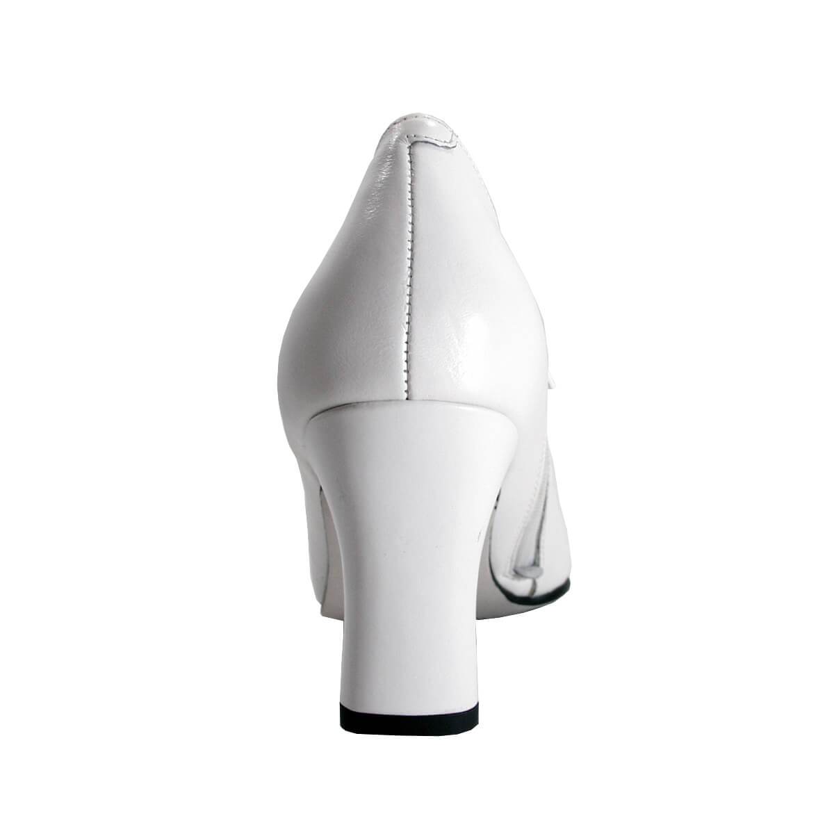 PEERAGE Sorrel Women's Wide Width Leather Shoes